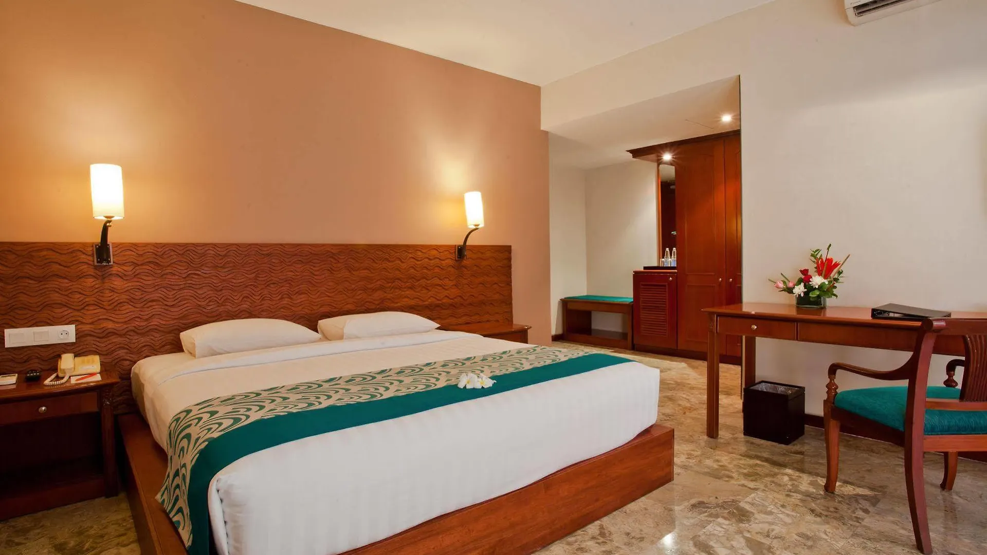 White Rose Kuta Resort, Villas & Spa Hotel Kuta (Bali)